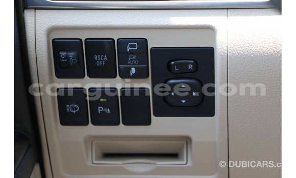 Buy Import Toyota Land Cruiser White Car in Import - Dubai in Conakry Buy Import Toyota Land Cruiser White Car in Import - Dubai in Conakry