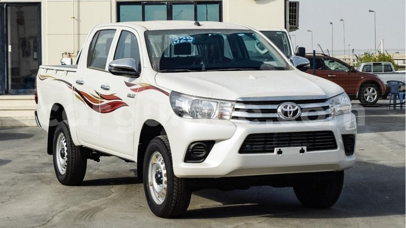 Big with watermark toyota hilux conakry import dubai 4888