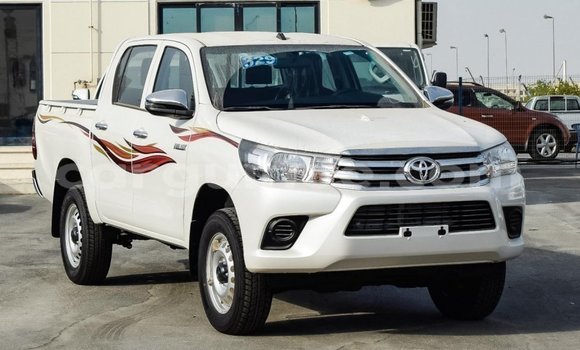 Buy Import Toyota Hilux White Car in Import - Dubai in Conakry Buy Import Toyota Hilux White Car in Import - Dubai in Conakry