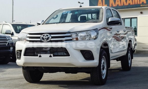 Buy Import Toyota Hilux White Car in Import - Dubai in Conakry Buy Import Toyota Hilux White Car in Import - Dubai in Conakry