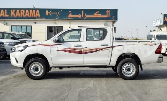 Buy Import Toyota Hilux White Car in Import - Dubai in Conakry Buy Import Toyota Hilux White Car in Import - Dubai in Conakry