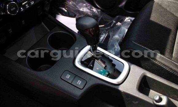 Buy Import Toyota Hilux White Car in Import - Dubai in Conakry Buy Import Toyota Hilux White Car in Import - Dubai in Conakry