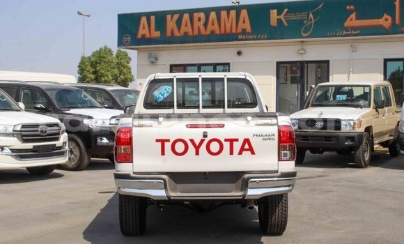 Buy Import Toyota Hilux White Car in Import - Dubai in Conakry Buy Import Toyota Hilux White Car in Import - Dubai in Conakry