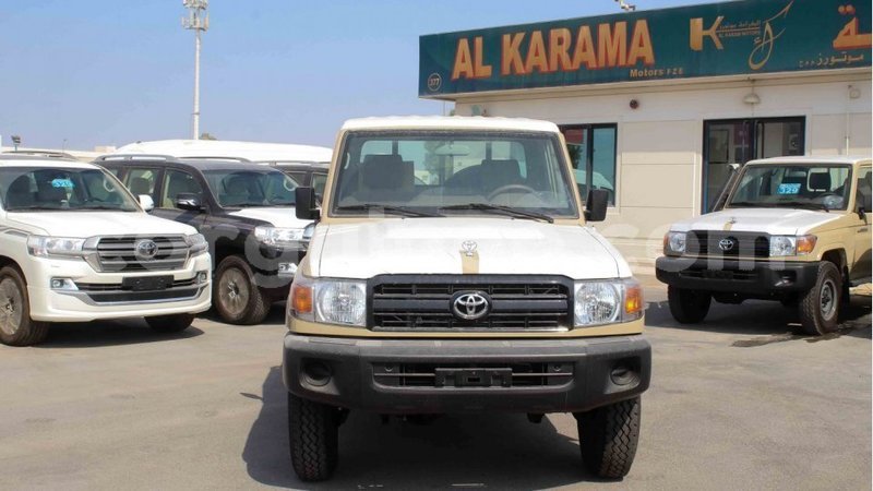 Big with watermark toyota land cruiser conakry import dubai 4892