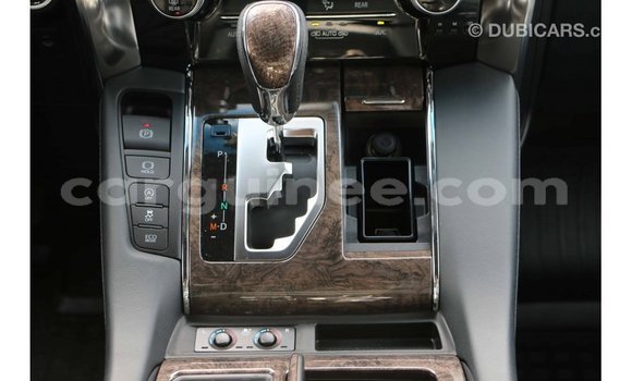 Buy Import Toyota Alphard White Car in Import - Dubai in Conakry Buy Import Toyota Alphard White Car in Import - Dubai in Conakry