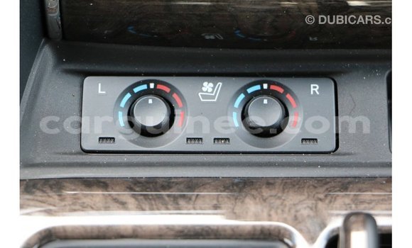 Buy Import Toyota Alphard White Car in Import - Dubai in Conakry Buy Import Toyota Alphard White Car in Import - Dubai in Conakry