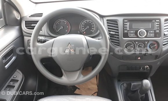 Buy Import Mitsubishi L200 White Car in Import - Dubai in Conakry Buy Import Mitsubishi L200 White Car in Import - Dubai in Conakry