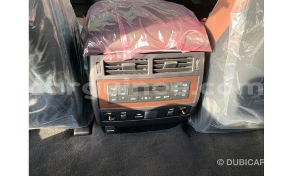 Acheter Import Voiture Toyota Land Cruiser Noir à Import - Dubai, Conakry Acheter Import Voiture Toyota Land Cruiser Noir à Import - Dubai, Conakry