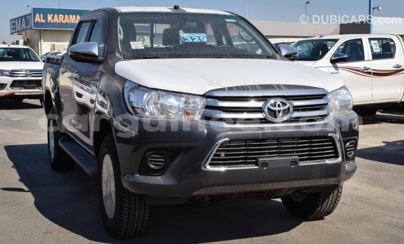 Acheter Import Voiture Toyota Hilux Autre à Import - Dubai, Conakry Acheter Import Voiture Toyota Hilux Autre à Import - Dubai, Conakry