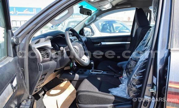 Acheter Import Voiture Toyota Hilux Autre à Import - Dubai, Conakry Acheter Import Voiture Toyota Hilux Autre à Import - Dubai, Conakry