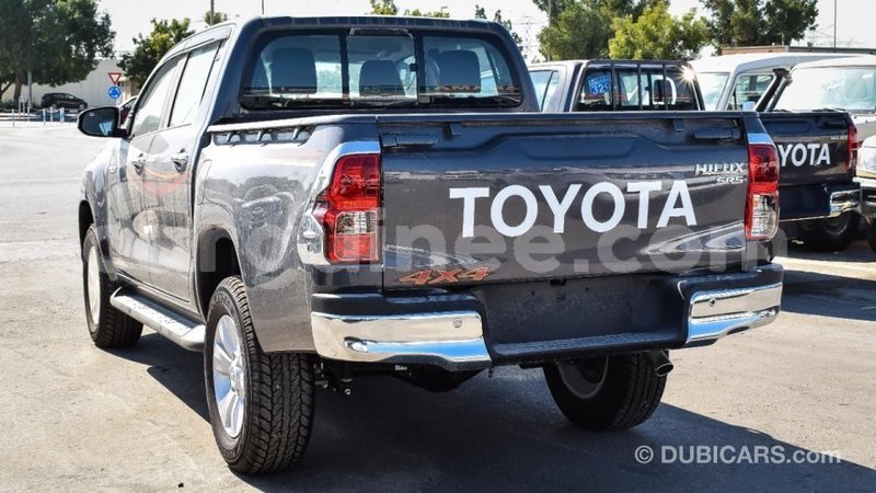 Big with watermark toyota hilux conakry import dubai 4896