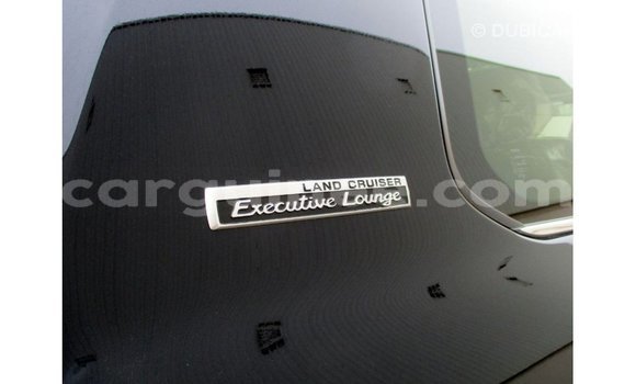 Acheter Import Voiture Toyota Land Cruiser Noir à Import - Dubai, Conakry Acheter Import Voiture Toyota Land Cruiser Noir à Import - Dubai, Conakry