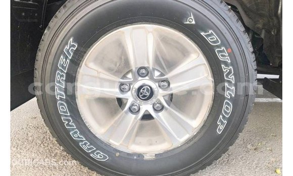 Acheter Import Voiture Toyota Land Cruiser Noir à Import - Dubai, Conakry Acheter Import Voiture Toyota Land Cruiser Noir à Import - Dubai, Conakry