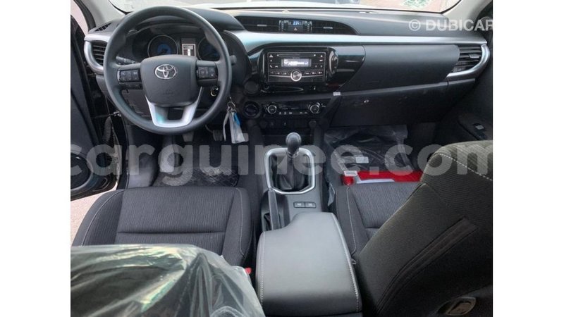 Big with watermark toyota hilux conakry import dubai 4902