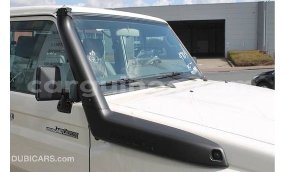 Buy Import Toyota Land Cruiser White Car in Import - Dubai in Conakry Buy Import Toyota Land Cruiser White Car in Import - Dubai in Conakry