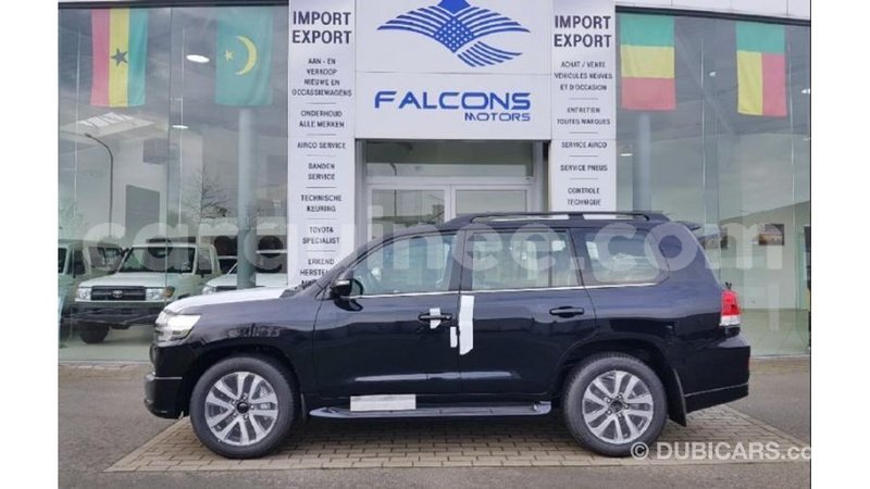 Big with watermark toyota land cruiser conakry import dubai 4906