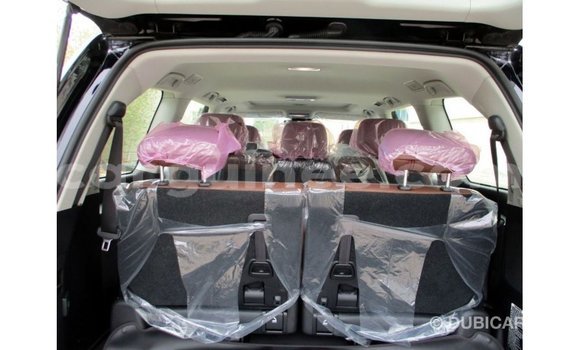 Buy Import Toyota Land Cruiser Black Car in Import - Dubai in Conakry Buy Import Toyota Land Cruiser Black Car in Import - Dubai in Conakry