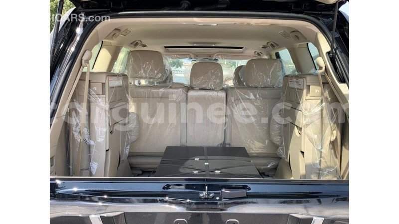 Big with watermark toyota land cruiser conakry import dubai 4908