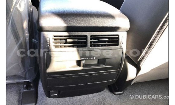 Acheter Import Voiture Toyota Land Cruiser Noir à Import - Dubai, Conakry Acheter Import Voiture Toyota Land Cruiser Noir à Import - Dubai, Conakry