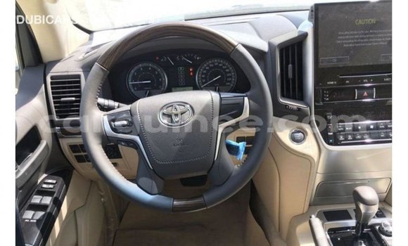 Buy Import Toyota Land Cruiser Black Car in Import - Dubai in Conakry Buy Import Toyota Land Cruiser Black Car in Import - Dubai in Conakry