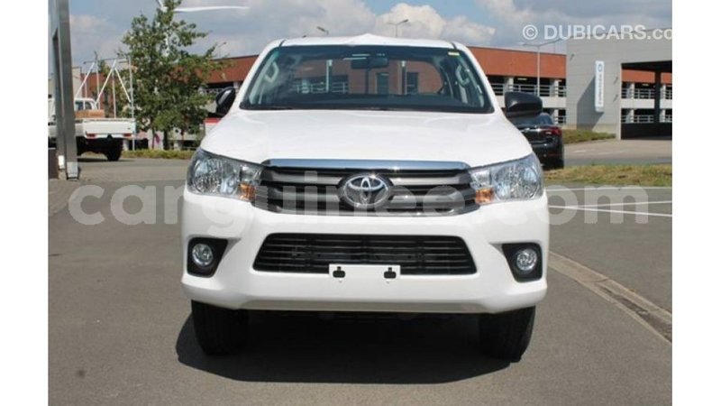 Big with watermark toyota hilux conakry import dubai 4921