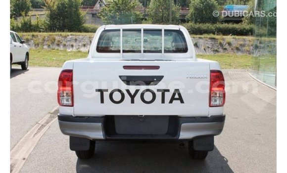 Buy Import Toyota Hilux White Car in Import - Dubai in Conakry Buy Import Toyota Hilux White Car in Import - Dubai in Conakry