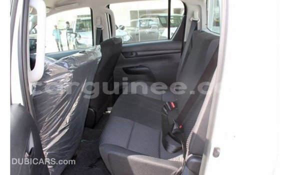 Buy Import Toyota Hilux White Car in Import - Dubai in Conakry Buy Import Toyota Hilux White Car in Import - Dubai in Conakry