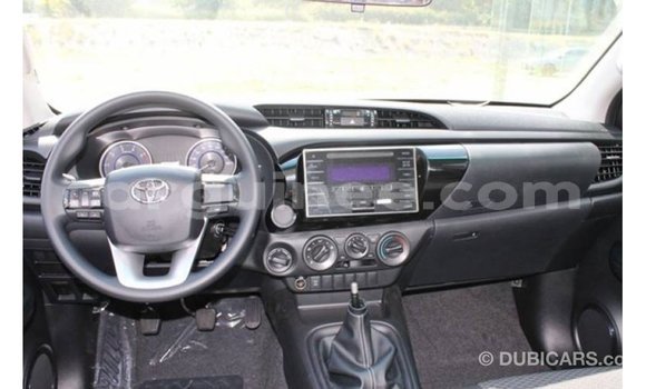 Buy Import Toyota Hilux White Car in Import - Dubai in Conakry Buy Import Toyota Hilux White Car in Import - Dubai in Conakry