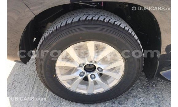 Acheter Import Voiture Toyota Land Cruiser Noir à Import - Dubai, Conakry Acheter Import Voiture Toyota Land Cruiser Noir à Import - Dubai, Conakry