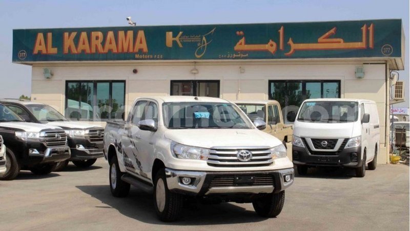 Big with watermark toyota hilux conakry import dubai 4927