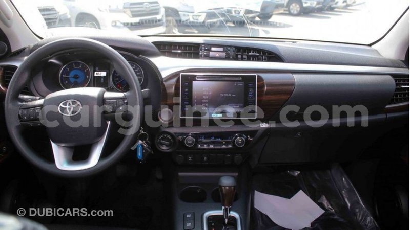 Big with watermark toyota hilux conakry import dubai 4927