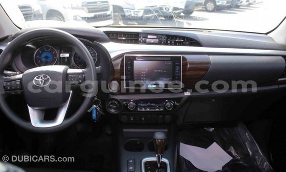 Buy Import Toyota Hilux White Car in Import - Dubai in Conakry Buy Import Toyota Hilux White Car in Import - Dubai in Conakry