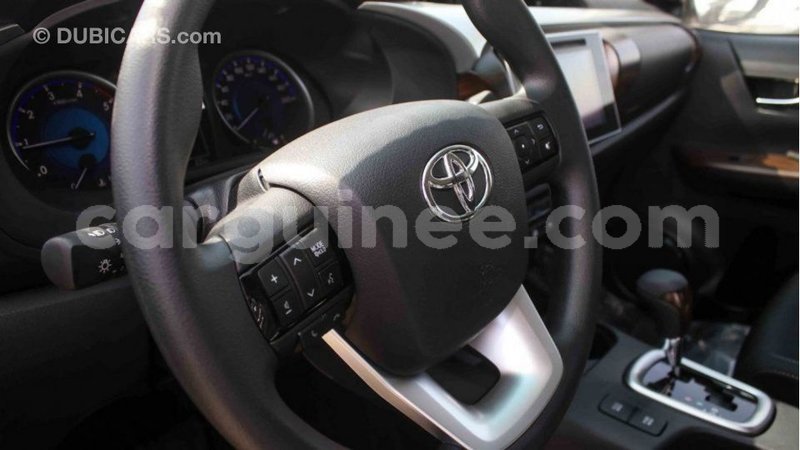 Big with watermark toyota hilux conakry import dubai 4927