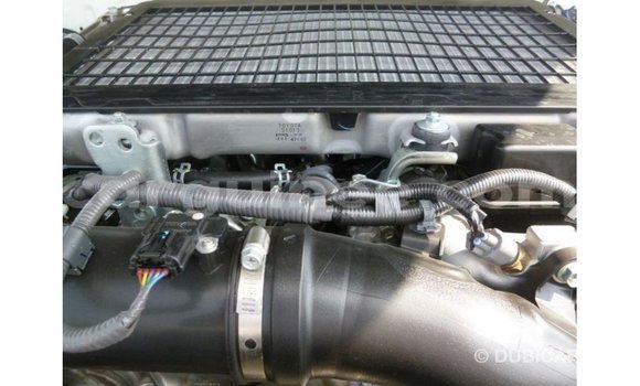 Buy Import Toyota Land Cruiser White Car in Import - Dubai in Conakry Buy Import Toyota Land Cruiser White Car in Import - Dubai in Conakry