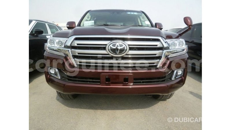 Big with watermark toyota land cruiser conakry import dubai 4932