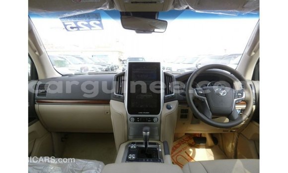 Buy Import Toyota Land Cruiser Other Car in Import - Dubai in Conakry Buy Import Toyota Land Cruiser Other Car in Import - Dubai in Conakry