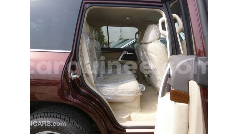 Big with watermark toyota land cruiser conakry import dubai 4932