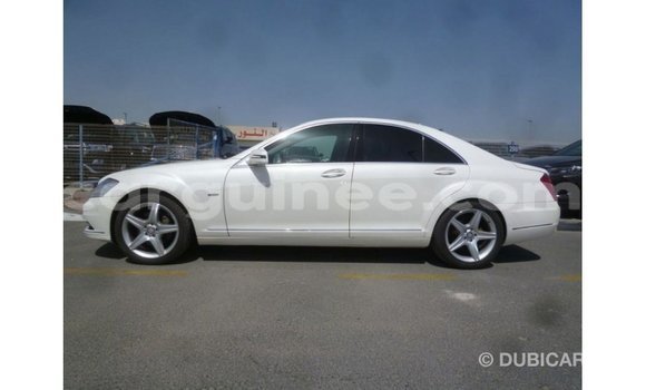 Buy Import Mercedes-Benz 190 White Car in Import - Dubai in Conakry Buy Import Mercedes-Benz 190 White Car in Import - Dubai in Conakry