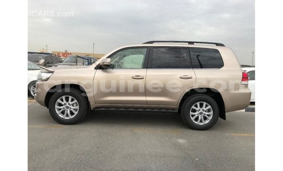 Buy Import Toyota Land Cruiser Other Car in Import - Dubai in Conakry Buy Import Toyota Land Cruiser Other Car in Import - Dubai in Conakry