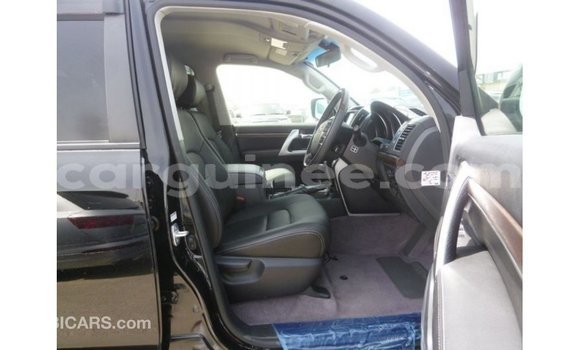 Buy Import Toyota Land Cruiser Black Car in Import - Dubai in Conakry Buy Import Toyota Land Cruiser Black Car in Import - Dubai in Conakry