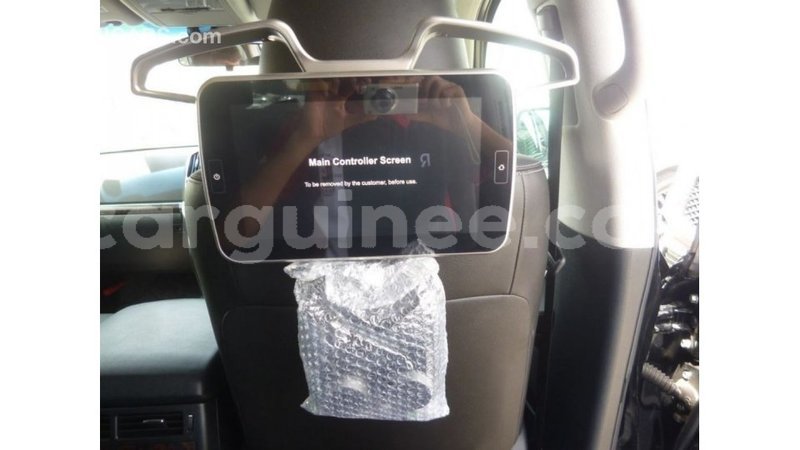 Big with watermark toyota land cruiser conakry import dubai 4936