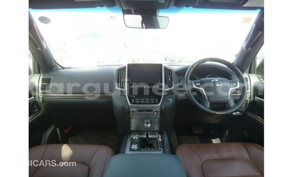 Buy Import Toyota Land Cruiser Black Car in Import - Dubai in Conakry Buy Import Toyota Land Cruiser Black Car in Import - Dubai in Conakry