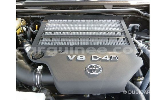 Buy Import Toyota Land Cruiser Black Car in Import - Dubai in Conakry Buy Import Toyota Land Cruiser Black Car in Import - Dubai in Conakry