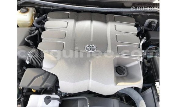 Buy Import Toyota Land Cruiser Black Car in Import - Dubai in Conakry Buy Import Toyota Land Cruiser Black Car in Import - Dubai in Conakry