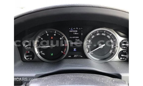 Buy Import Toyota Land Cruiser White Car in Import - Dubai in Conakry Buy Import Toyota Land Cruiser White Car in Import - Dubai in Conakry