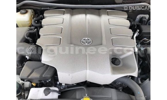 Buy Import Toyota Land Cruiser White Car in Import - Dubai in Conakry Buy Import Toyota Land Cruiser White Car in Import - Dubai in Conakry