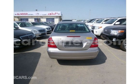 Buy Import Mercedes-Benz 200 Other Car in Import - Dubai in Conakry Buy Import Mercedes-Benz 200 Other Car in Import - Dubai in Conakry