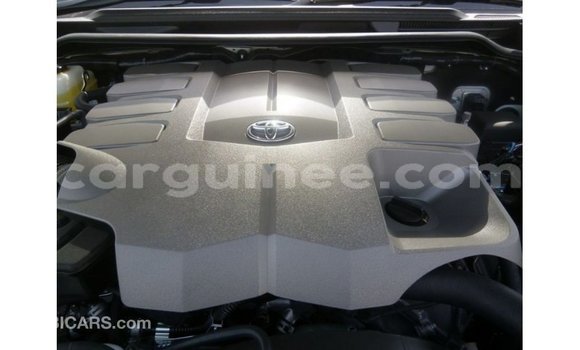Buy Import Toyota Land Cruiser White Car in Import - Dubai in Conakry Buy Import Toyota Land Cruiser White Car in Import - Dubai in Conakry