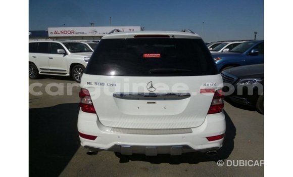 Buy Import Mercedes-Benz 190 White Car in Import - Dubai in Conakry Buy Import Mercedes-Benz 190 White Car in Import - Dubai in Conakry