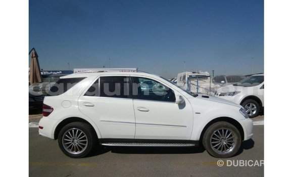 Buy Import Mercedes-Benz 190 White Car in Import - Dubai in Conakry Buy Import Mercedes-Benz 190 White Car in Import - Dubai in Conakry